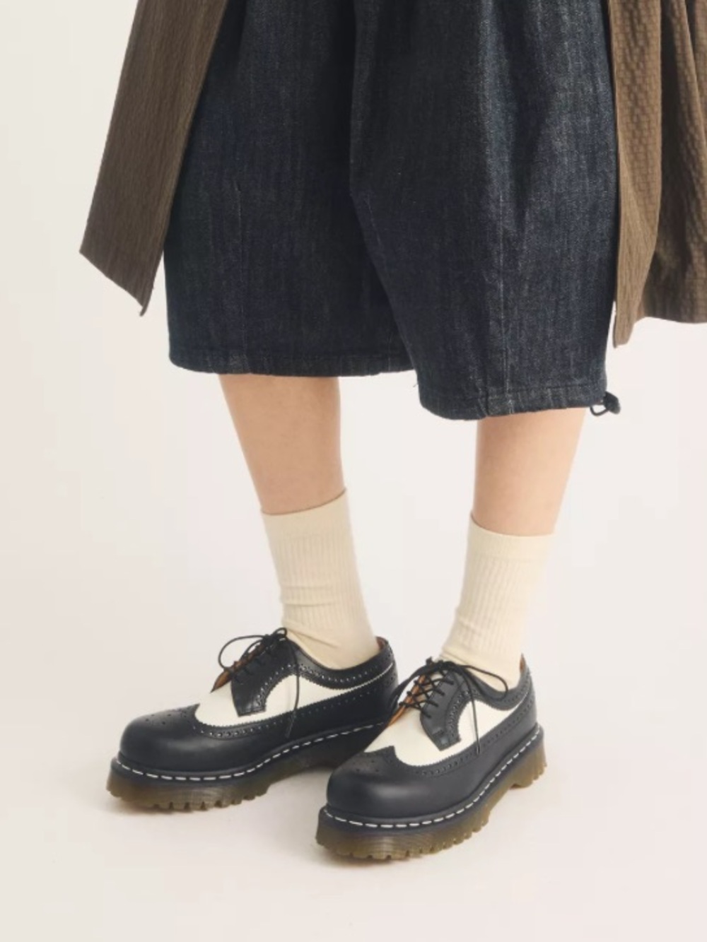 Dr. Martens 3989 Bex Smooth Leather Brogue Air Waves Oxfords (EUC)